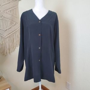 Vintage LT Sport 100% Silk Lagenlook Black Button Down Top! Size Large.